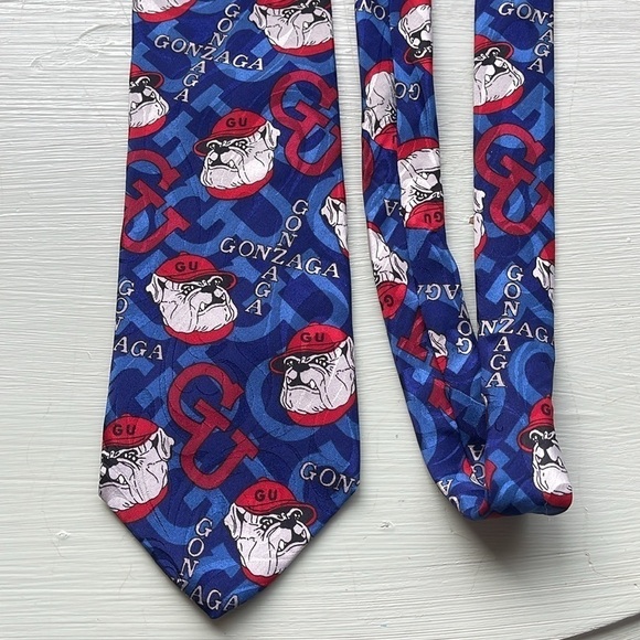 GONZAGA COLLEGE TIE (OS) - Picture 3 of 6